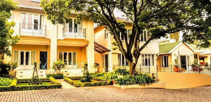 front view of the guesthouse 1