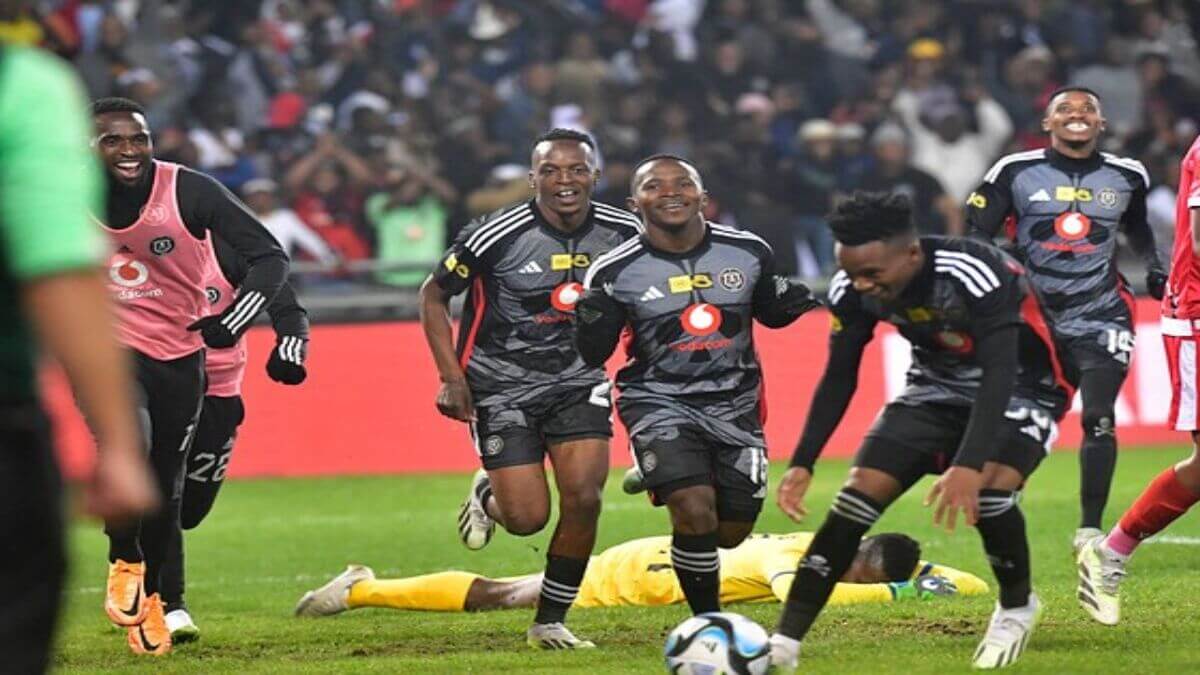 Orlando Pirates- Phillip Ndlondlo