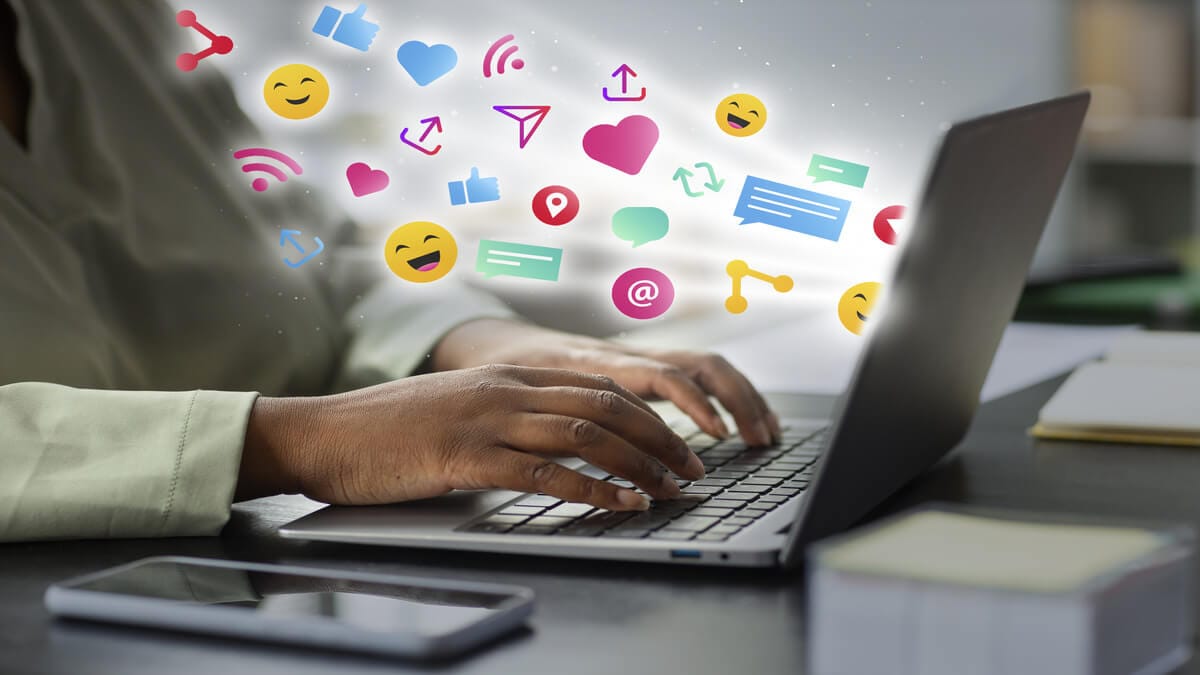 2024 Social Media Marketing Strategies for Small Businesses [Free Template]