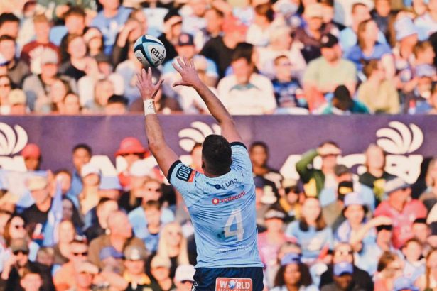 URC '24 Final Preview: Can Glasgow Warriors Breach the Bulls' Den on Home Ground?