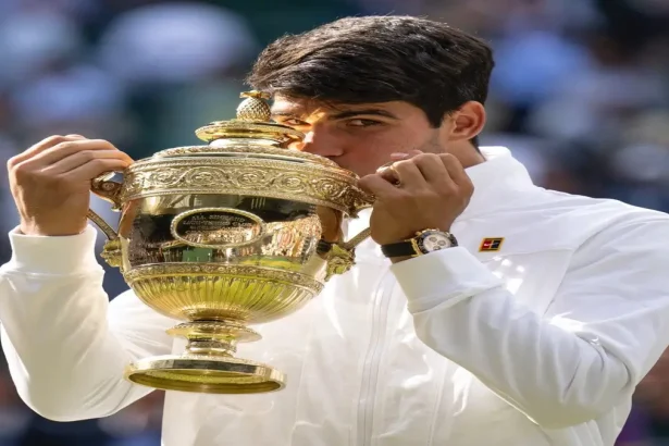 Alcaraz Era Begins: Young Gun Blazes Past Djokovic to Claim Wimbledon Glory