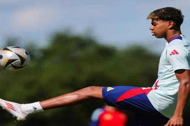 Spain vs France (LIVE): Predictions, Lineups, Where to Watch Euro 2024 Semi-finals