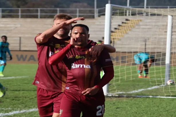 Stellenbosch FC Join Orlando Pirates in MTN8 Semi-Finals After Thrilling Comeback