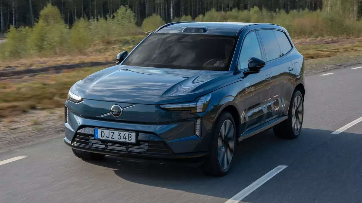 Volvo All-Electric EX90