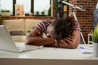 How Tired Are You? 5 Warning Signs of Exhaustion You Shouldn’t Ignore