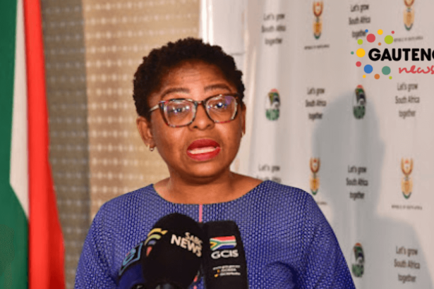 Minister Ntshavheni Addresses Misinformation on The Discontinuation of The R370 SASSA SRD Grant