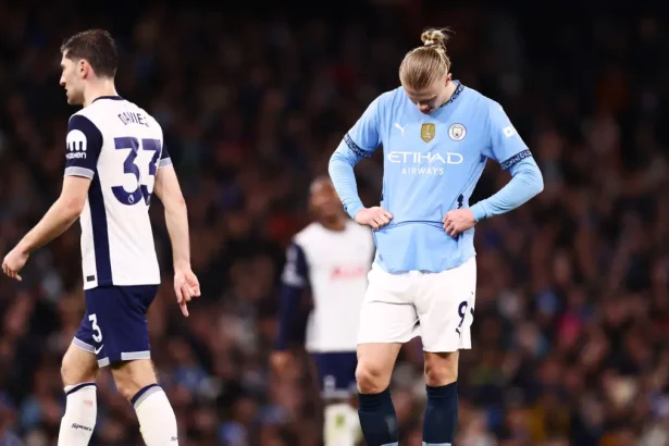 Premier League Matchday 12: A Weekend of Shocks and Stunners