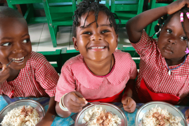 Parents, Not Schools, Should Regulate Kids' What Kids Eat to Prevent Food Poisoning Amid Rising Cases - Warns Expert