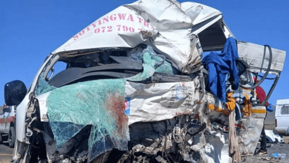 Tragic Eastern Cape Collision: 14 Lives Lost in Devastating Head-On Crash