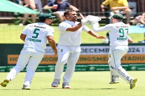South Africa Triumph Over Sri Lanka to Keep WTC Final Dream Alive