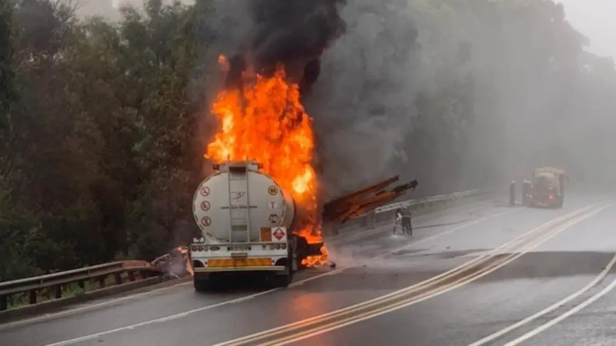 Truck Crash Closes N3 Toll Road in Both Directions as Festive Season Comes to an End