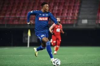 Kaizer Chiefs Set to Complete Signing for DR Congo Forward