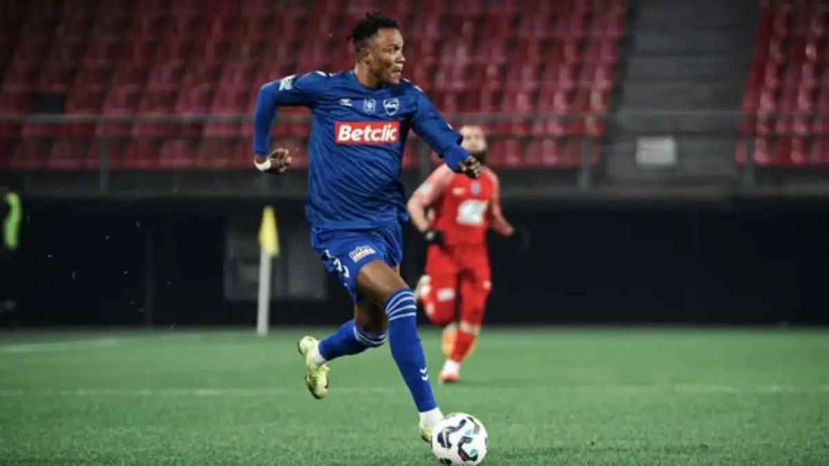 Kaizer Chiefs Set to Complete Signing for DR Congo Forward