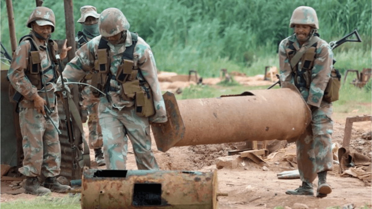 Motshekga vs. Holomisa: Conflicting Reports on DRC Ammunition Crisis & Troop Evacuation Concerns