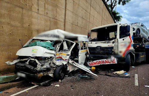 Driver Identified in Deadly N3 Crash at Van Reenen's Pass Involving Renault Clio