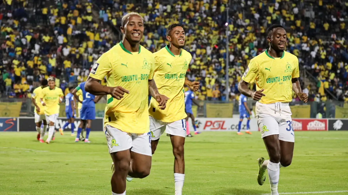 Betway Premiership: Sundowns Dominate Tshwane Derby as Pirates Stay in Title Race