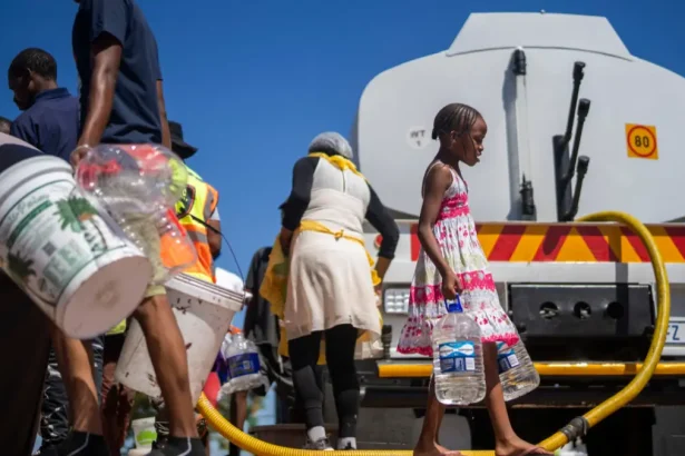 Johannesburg’s Triple Trouble: Heatwave, Load-Shedding & Water Outages Impact Communities