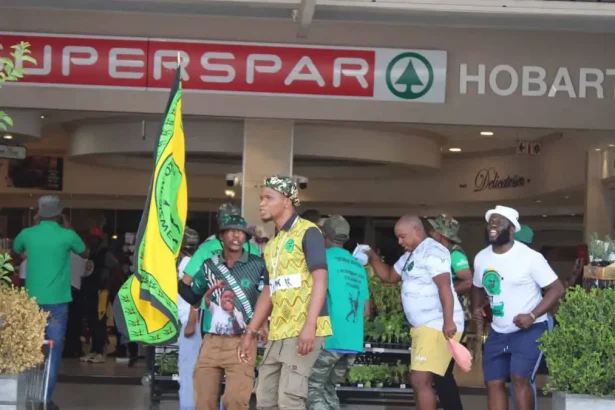 MK Party Members Block Access to Hobart SPAR, Disrupting Shoppers