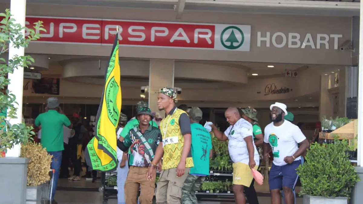 MK Party Members Block Access to Hobart SPAR, Disrupting Shoppers