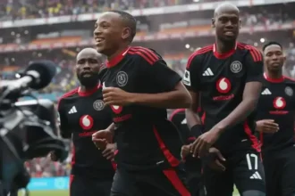 10 Ways Orlando Pirates Can Beat Mamelodi Sundowns to PSL and CAF Glory