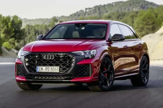 Audi RS Q8: When Self-Parking Cars Challenge the Male Ego