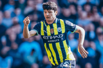 Callum Hudson-Odoi scores against Manchester City