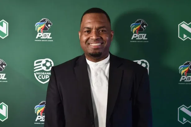 Itumeleng Khune Backs Rivals Pirates to Lift Nedbank Cup