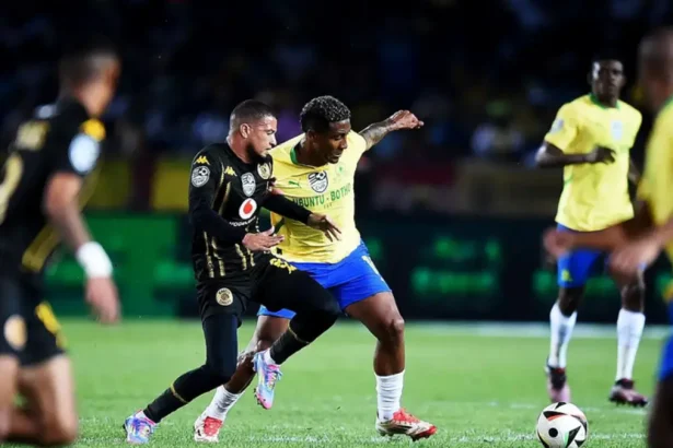 Kaizer Chiefs Edge Sundowns in Thriller, One Step from Ending Trophy Drought