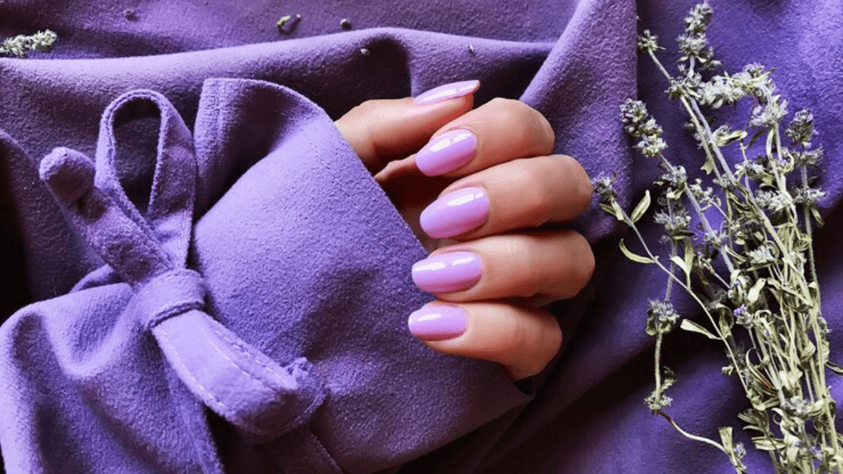 15 Winter Nail Designs to Try This Season for a Soft, Dreamy, and Stylish Look