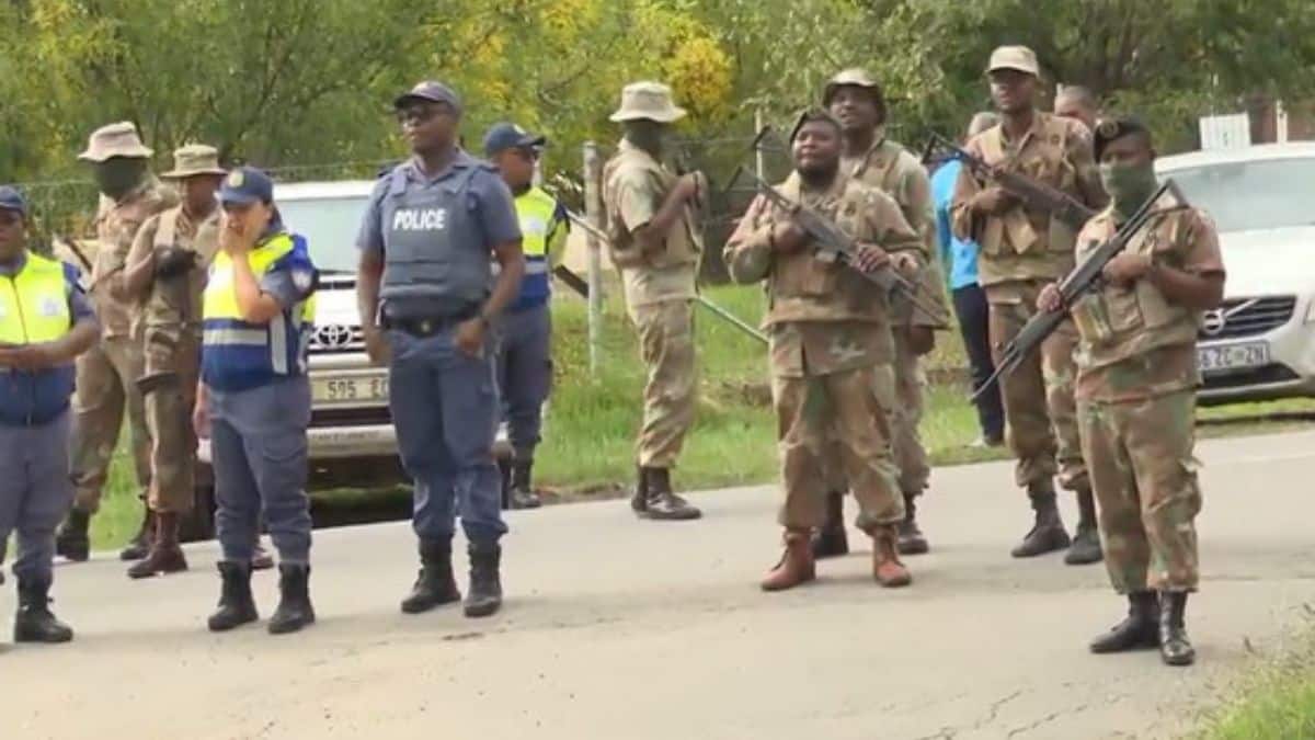 SANDF Clarifies Presence of Soldiers at #JusticeForCwecwe Protests in Matatiele