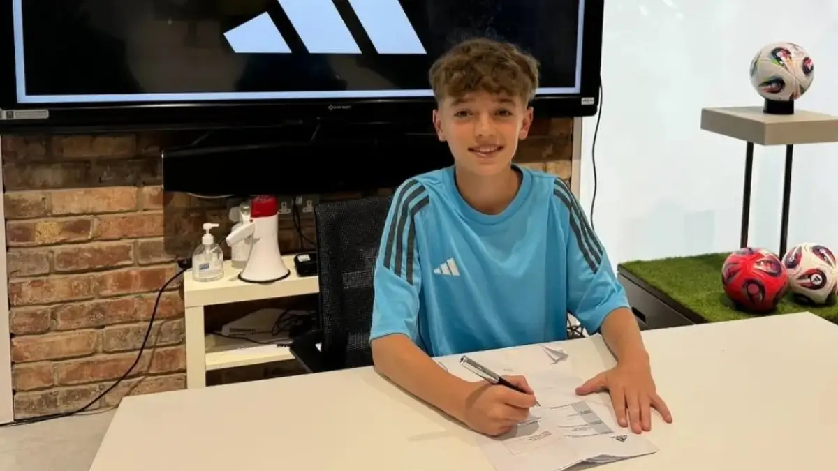 South Africa’s Camden Schaper Sparks Premier League Bidding War