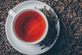 Discover the top 10 teas to help you burn belly fat fast in 2025. Learn how green, oolong, black, and herbal teas can boost metabolism and support weight loss.