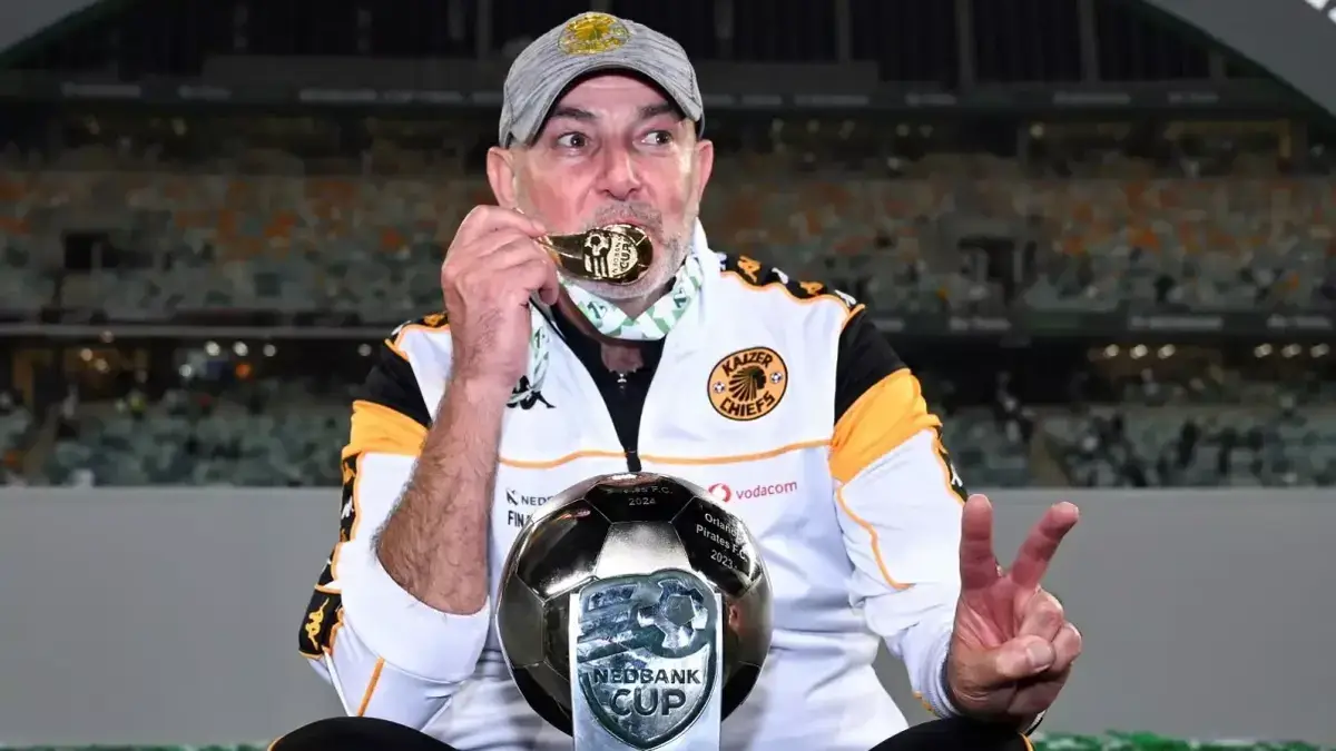 Report Kaizer Chiefs to Sack Coach Nabi Despite Ending Trophy Drought