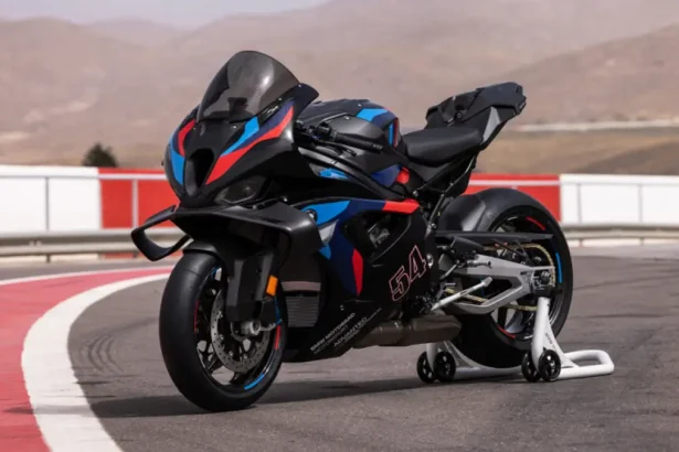 South Africa’s Most Expensive Motorbike BMW M1000 RR – Price, Features, and Why It’s Worth Every Cent