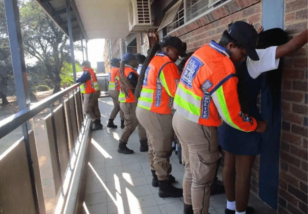 Brakpan High School Raid: Police Seize Alcohol, E-Cigarettes and Knives in Safety Search 51 Brakpan High School Raid: Police Seize Alcohol, E-Cigarettes and Knives in Safety Search
