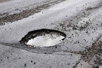 Pretoria Mayor Claims There's Only 5 Potholes