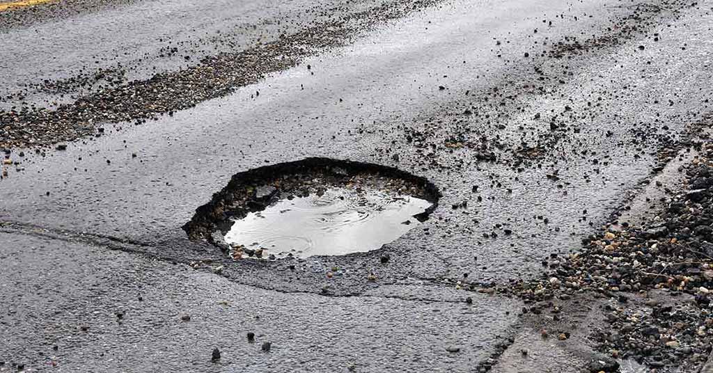 Pretoria Mayor Claims There's Only 5 Potholes