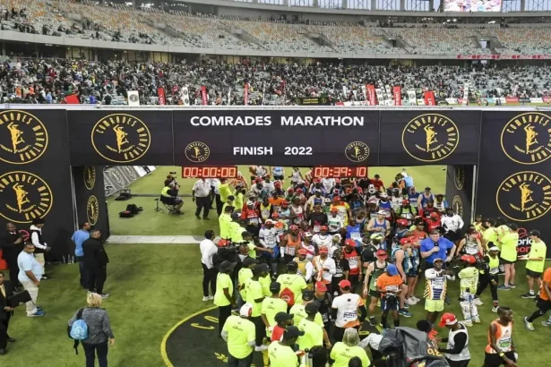 Comrades Marathon 205 Fast Starts, Global Runners, and Record Prizes