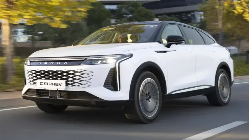 Omoda Launches 1,100km Hybrid SUV in South Africa Pricing, Features & Performance