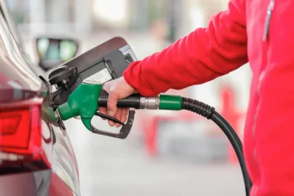 Petrol Price Drops by R2.90 per Litre in SA