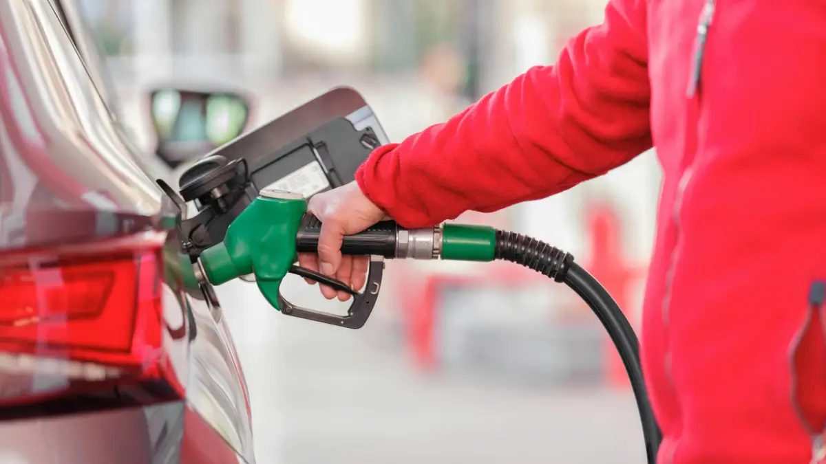 Petrol Price Drops by R2.90 per Litre in SA