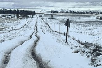 Schoolchildren Swept Away Due to Snow and Floods in EC