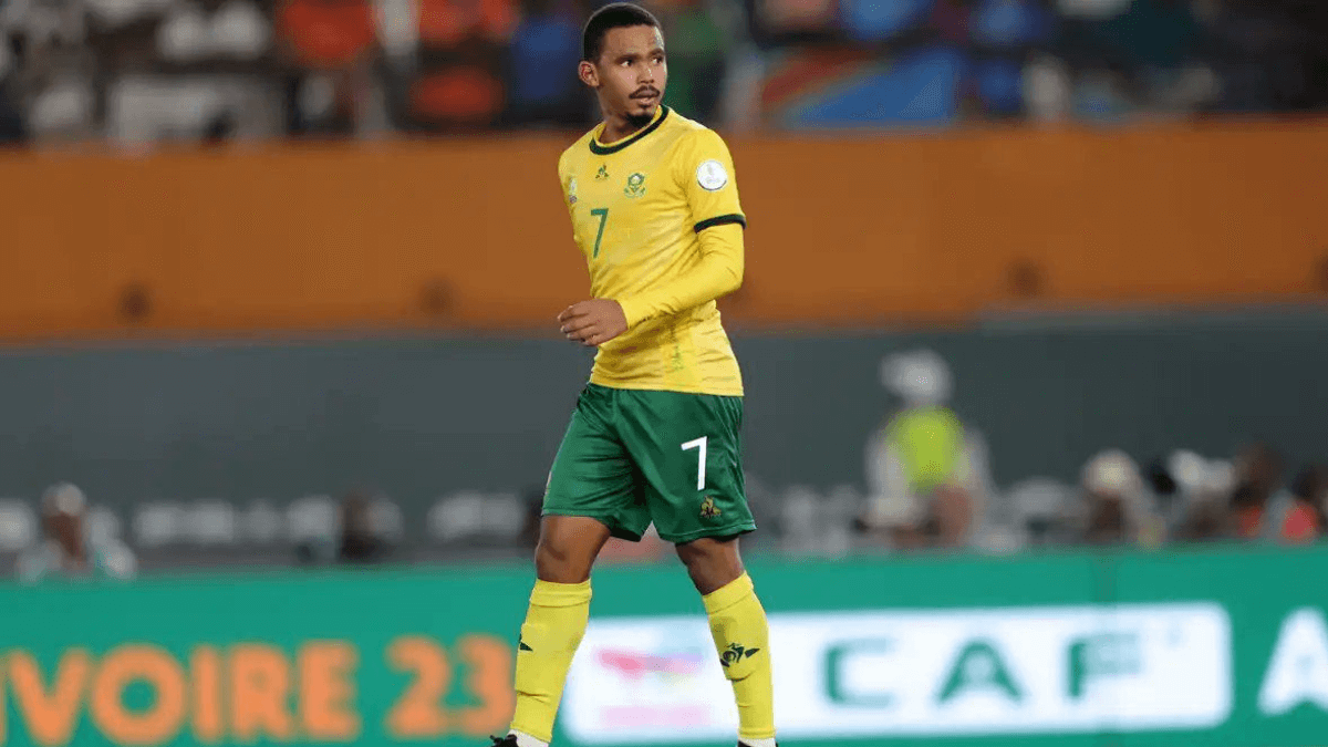 Oswin Appollis signs for Orlando Pirates