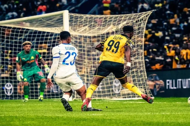 Kaizer Chiefs Aim to Extend Unbeaten Run Against Golden Arrows