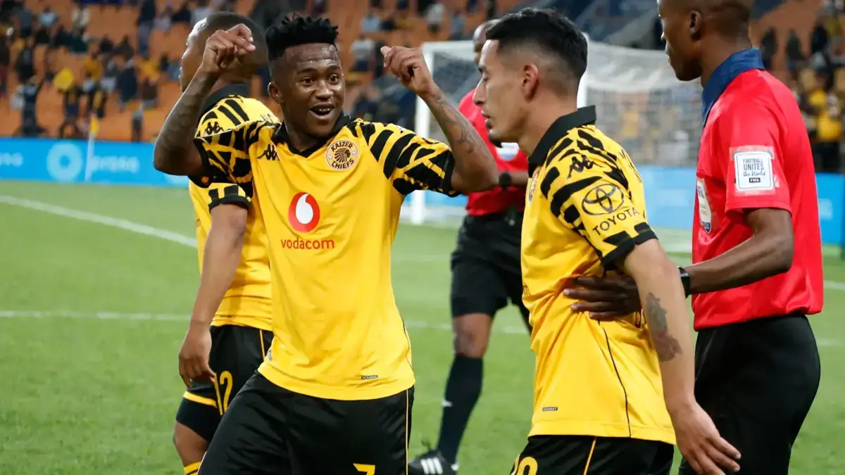 Kaizer Chiefs Eye Perfect Start Against Defending Champions Sundowns 51 Kaizer Chiefs Eye Perfect Start Against Defending Champions Sundowns