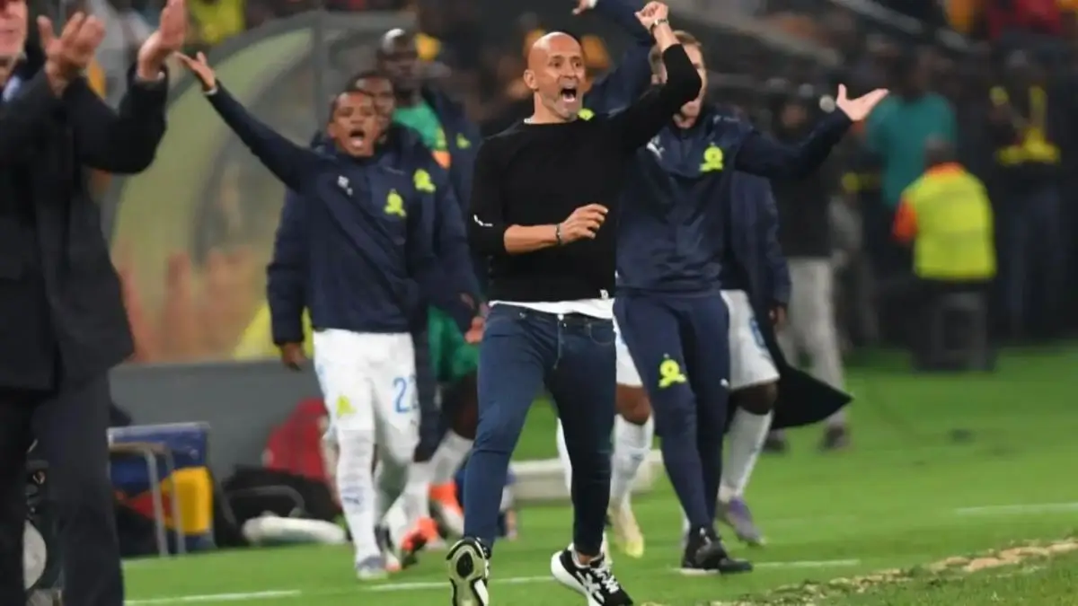 Mamelodi Sundowns Fans Call for Miguel Cardoso’s Head After Chiefs Draw 51 Mamelodi Sundowns Fans Call for Miguel Cardoso’s Head After Chiefs Draw