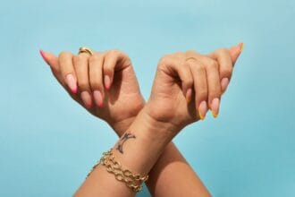 15 Trendy Short Nail Ideas for October You’ll Love