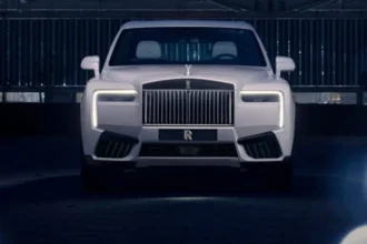 Rolls-Royce Unveils Bespoke One-Off Cullinan Cosmos SUV