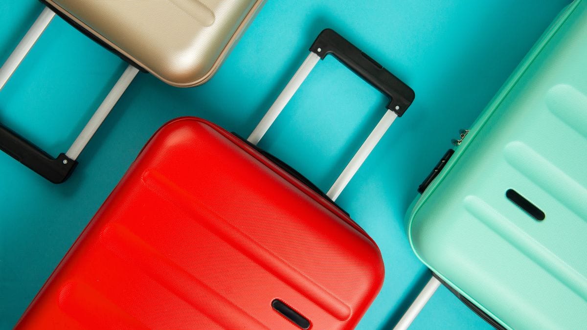 Discover the 10 best travel bags under R2000 in South Africa. Affordable, durable, and stylish options for every traveller.