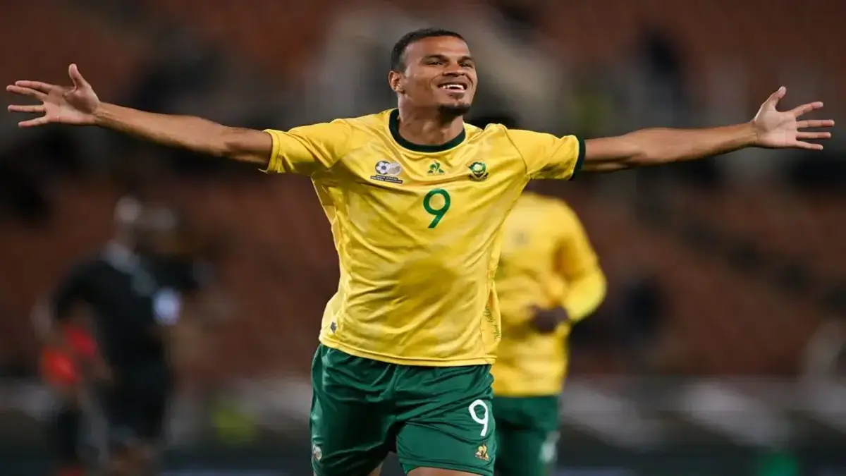 Ashley Cupido Returns to Bafana Bafana Squad as Foster Faces Fitness Concerns